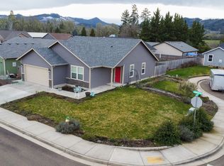 110 Teresa Ln, Winston, OR 97496