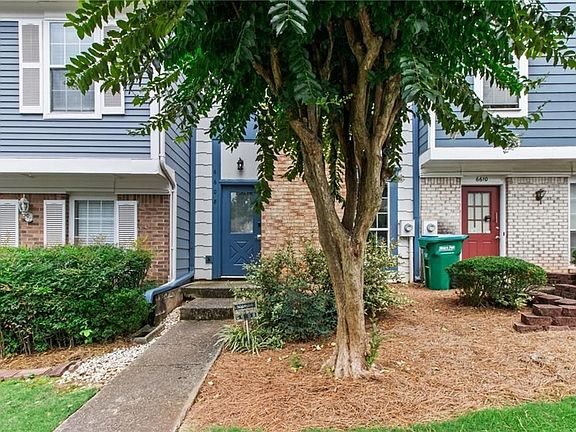 3rd image of 6608 Wellington Sq