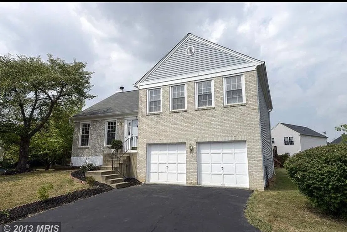 5 bed, 2600 sqft, $4,000 — Photo 2