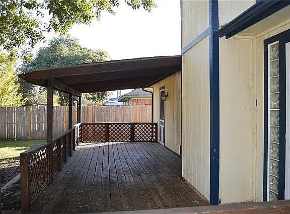 2nd image of 6401 Pilgrim Ln