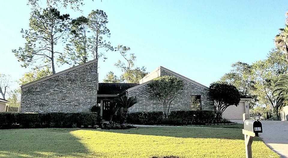 1st image of 601 Tanglewood Dr