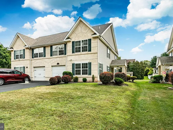 646 Elm St, Royersford, PA 19468