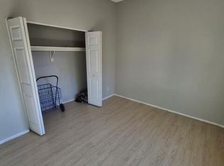 2838 E Monte Cristo Ave APT 102, Phoenix, AZ 85032