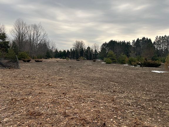 4th image of Quarter Line Rd