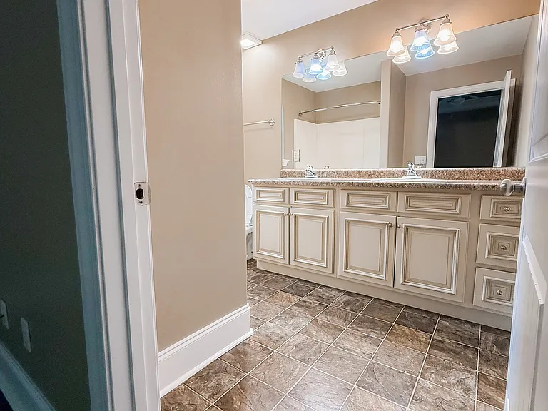 48 Ruby Ln — Photo 18