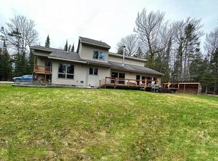 5237 N Riverview Rd, Hessel, MI 49745