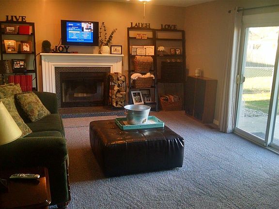 3rd image of 8206 N Seneca Dr