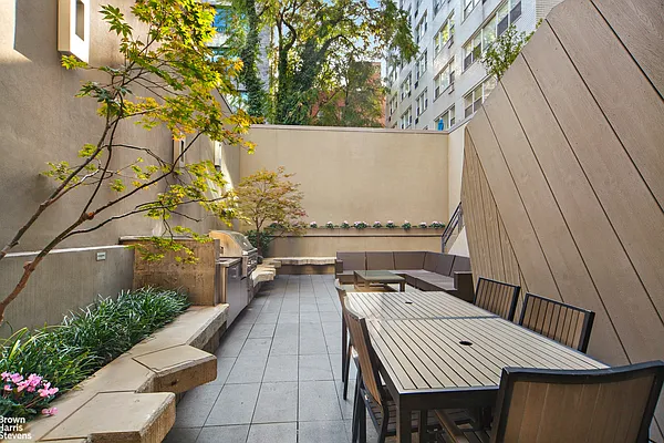 Rented by Brown Harris Stevens | media 32