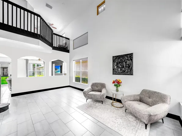 1029 Center Stone, Riviera Beach, FL 33404