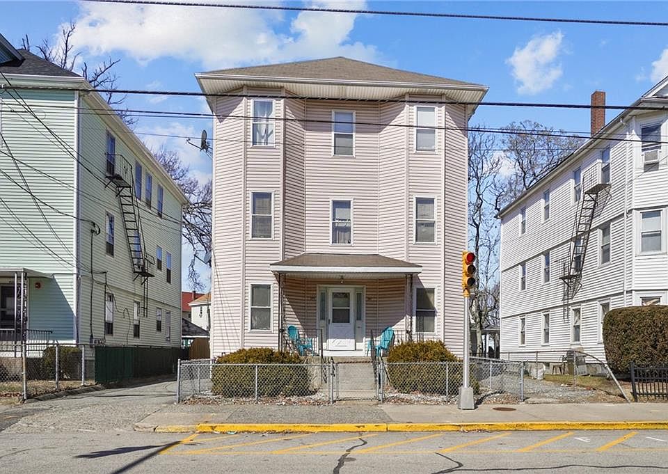 1st image of 399 West Ave