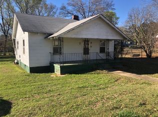 105 W Front St, Iva, SC 29655