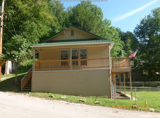 802 S Park Rd SE, Charleston, WV 25304