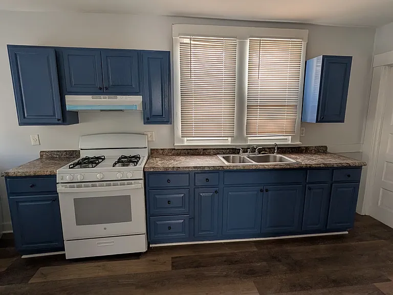 90 Pond St #90 — Photo 2