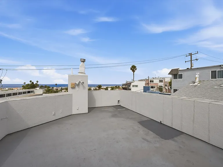 1220 Ocean Dr — Photo 6