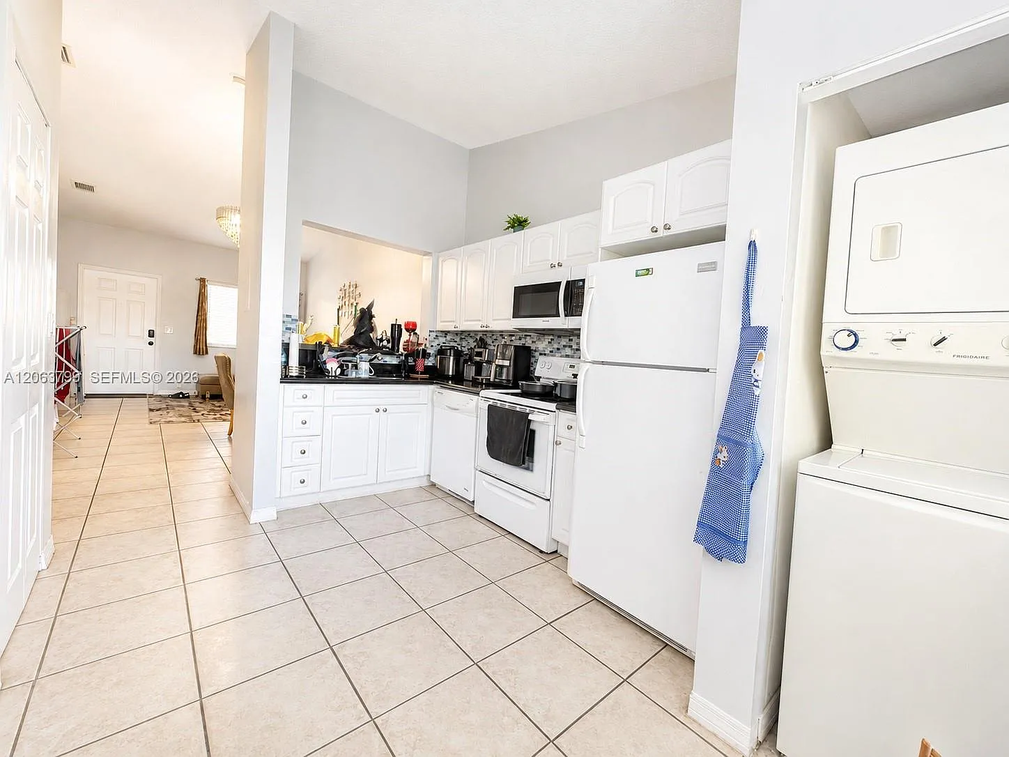 Cove At French Villas — Photo 4