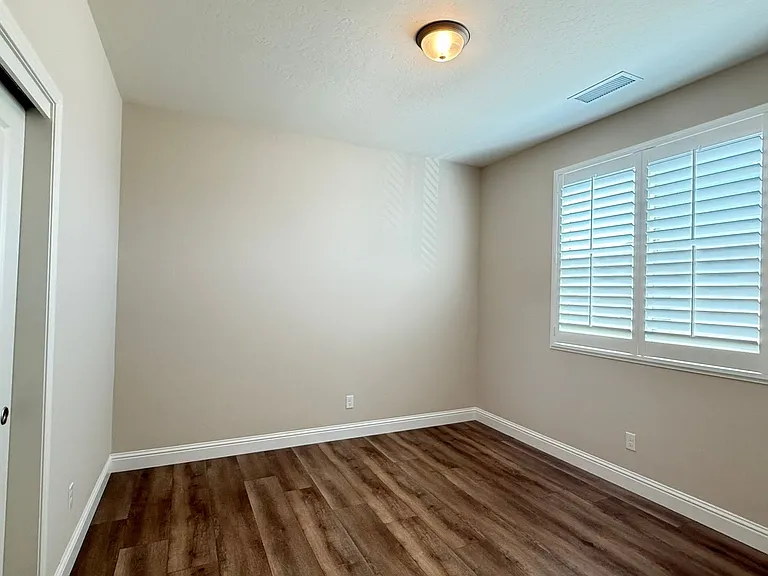 1821 W Corvina Ave — Photo 25