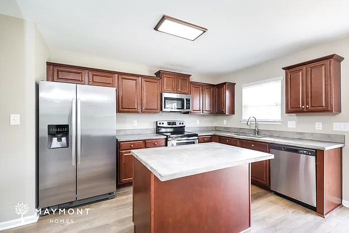 1800 Windy Willow Ln — Photo 8