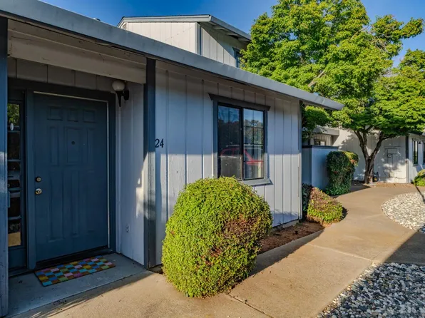 24 Westview Dr, Jackson, CA 95642