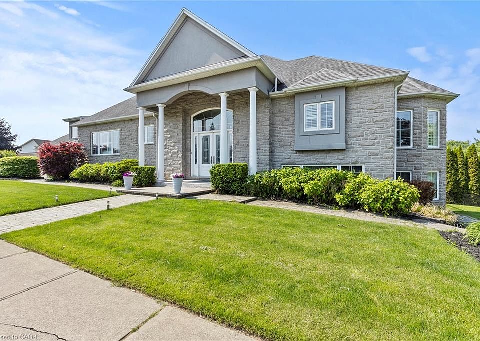 1st image of 3689 Cardinal Dr