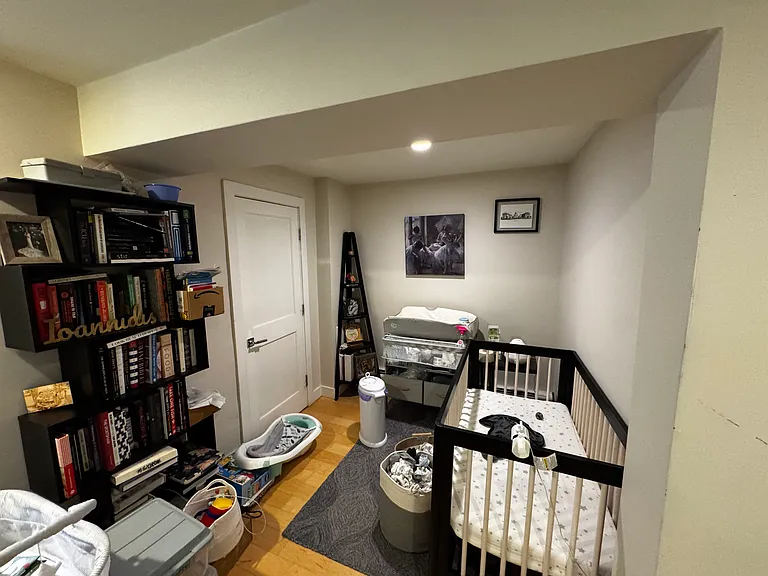 219 W Springfield St #1 — Photo 6