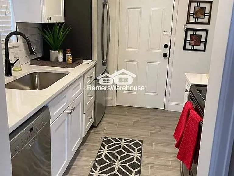 3315 E 31st Ave — Photo 10