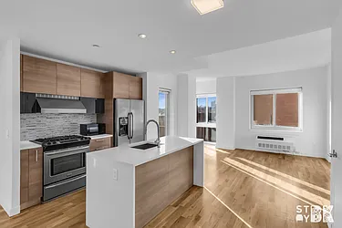 333 Greene Avenue, #3F