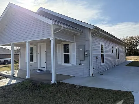 3 bed, 1292 sqft, $1,800 — Photo 3