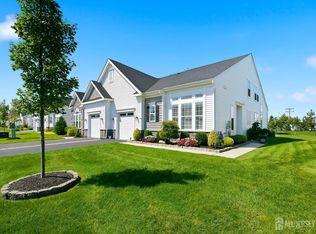 83 Starlight Dr, Monroe Township, NJ 08831