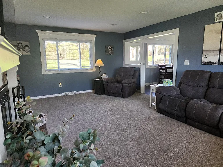 3122 Elmwood Dr — Photo 13