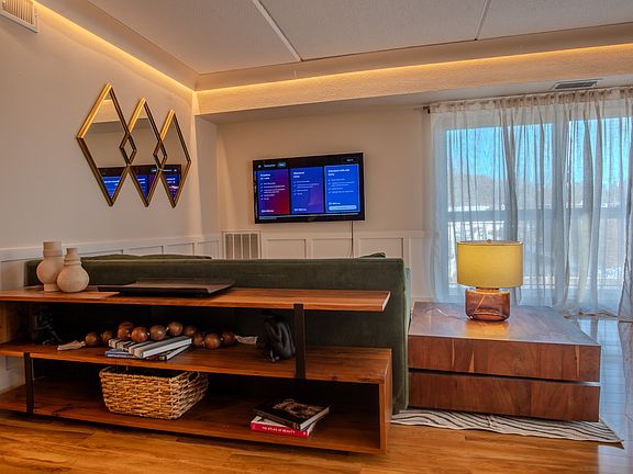 2nd image of 159 Main St APT 9C