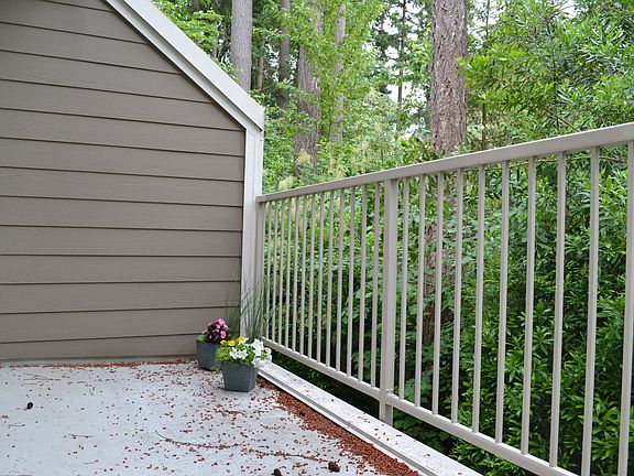 3rd image of 2057 NE 50th Way