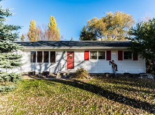 510 27th Ave S, Grand Forks, ND 58201