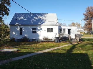 604 Stuart St, Adair, IA 50002