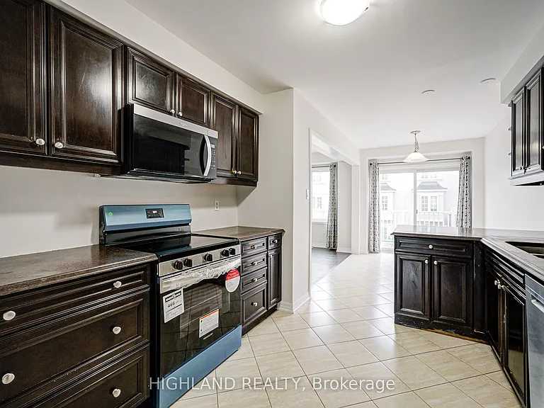 265 Ellen Davidson Dr #4 — Photo 13