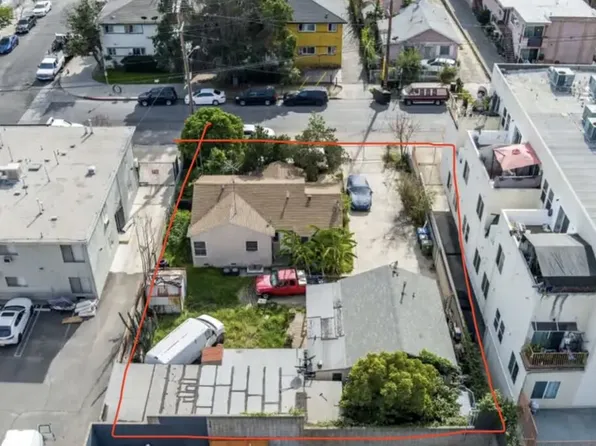 12009 Hart St, North Hollywood, CA 91605