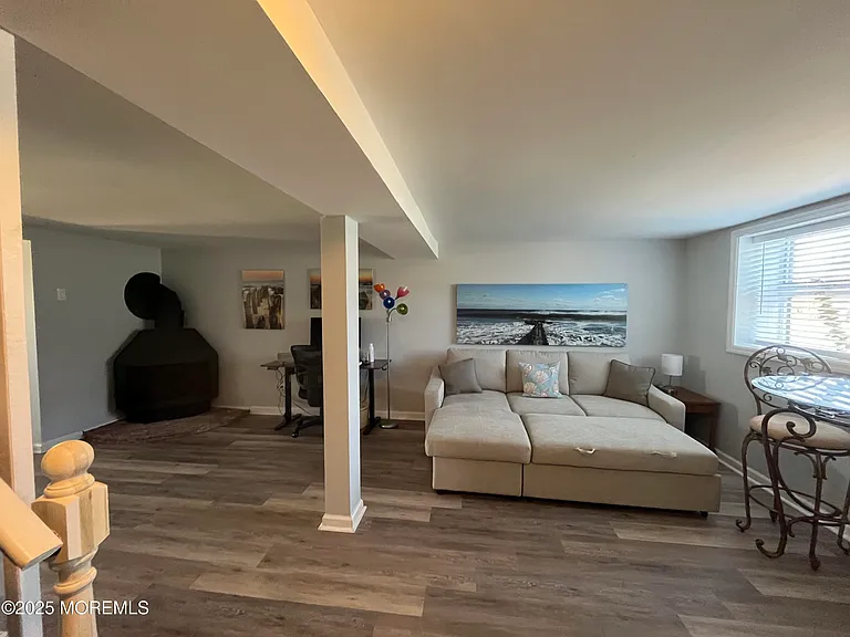103 Chicago Ave — Photo 17