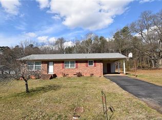 2027 Lithia Springs Rd, Lincolnton, NC 28092