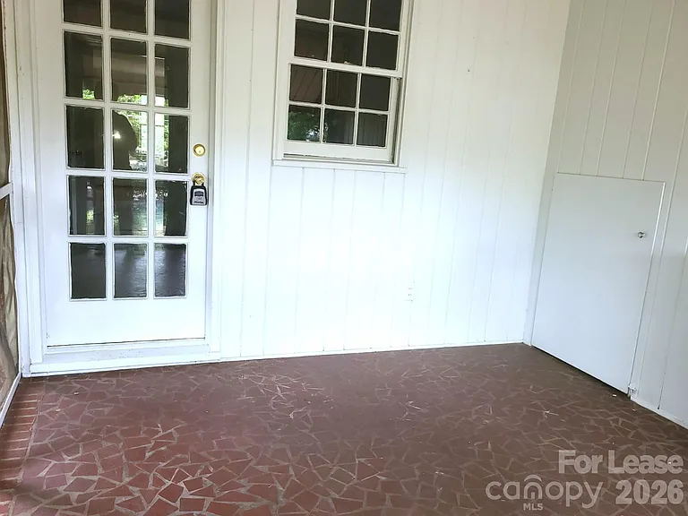 2245 Crescent Ave #1 — Photo 10
