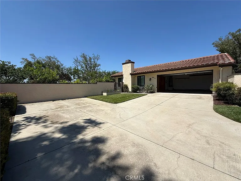 860 Calle Del Sol — Photo 2