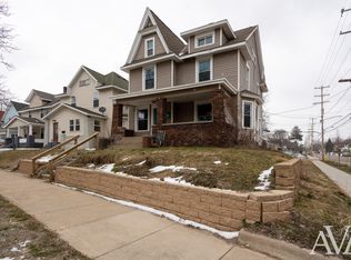 1158 Kalamazoo Ave SE, Grand Rapids, MI