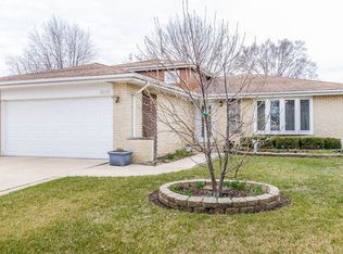 8565 163rd St, Tinley Park, IL 60487