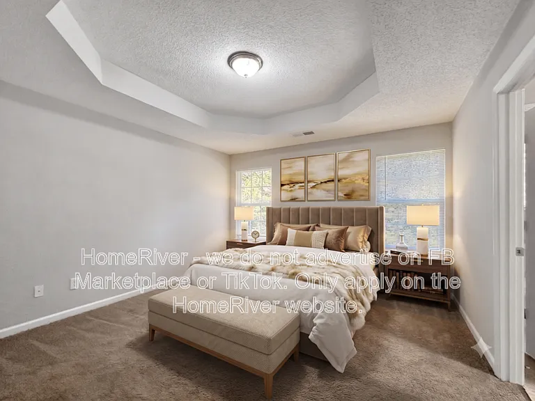 261 Augusta Woods Dr — Photo 5