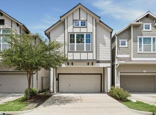 1135 Aurora St, Houston, TX 77009