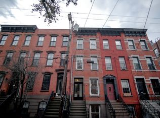161 10th St, Hoboken, NJ 07030