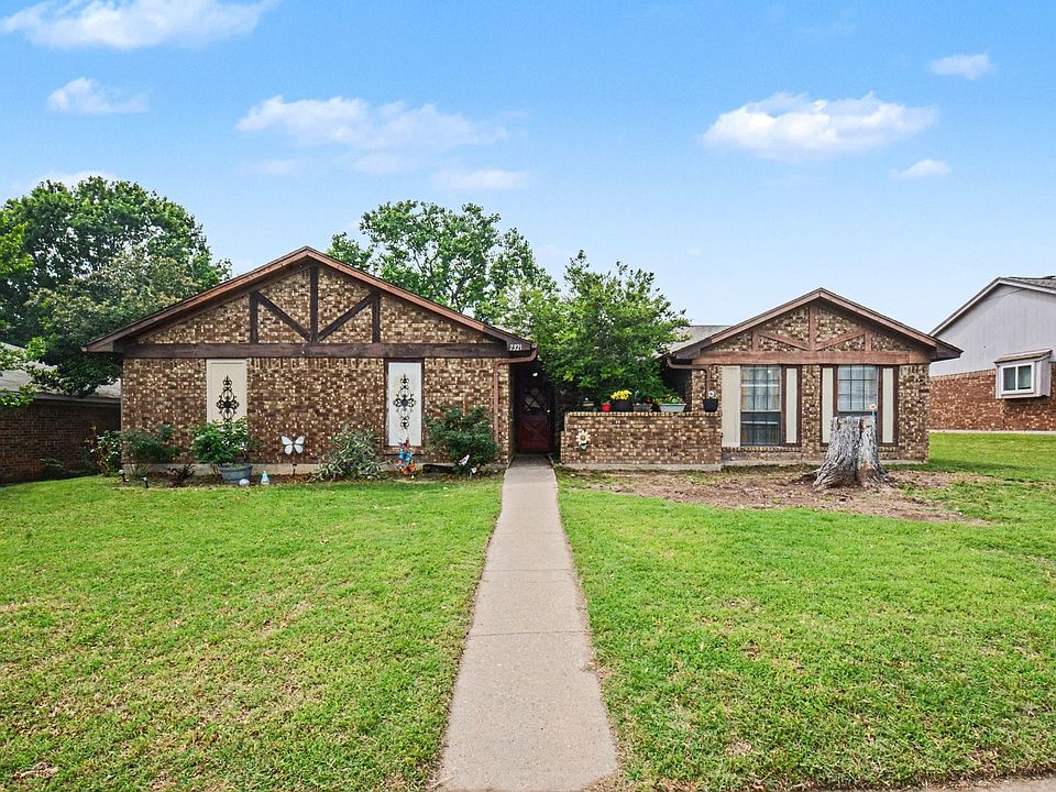 1st image of 7321 Burke Cir