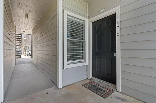 12166 Metric Blvd Photo 1