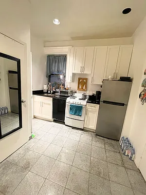 Rented by MOTION New York | media 10