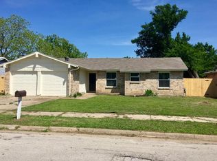 3201 Hanover Dr, Arlington, TX 76014