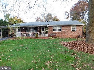 front  with huge porch