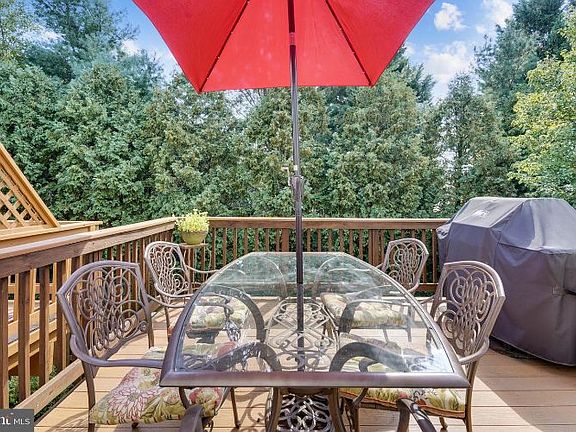 2nd image of 6196 Manchester Park Cir